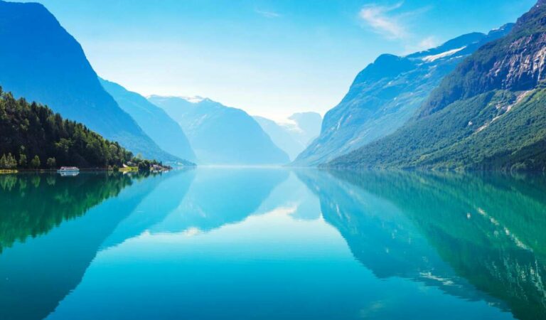 Rondrit langs de Fjorden